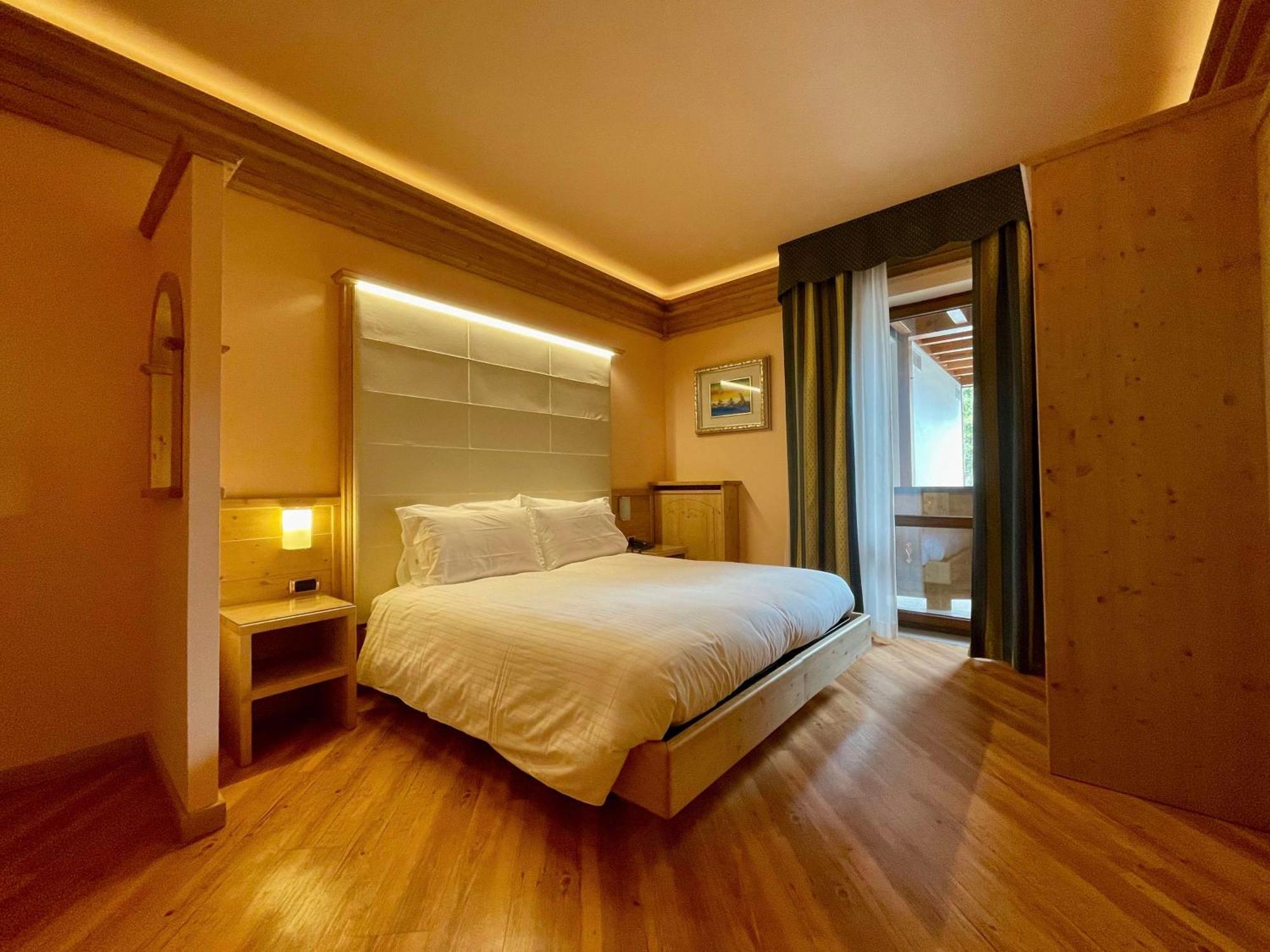 Hotel Cima Rosetta - BW Signature Collection ซานมาร์ตีโนดีกัสตรอสซา ภายนอก รูปภาพ
