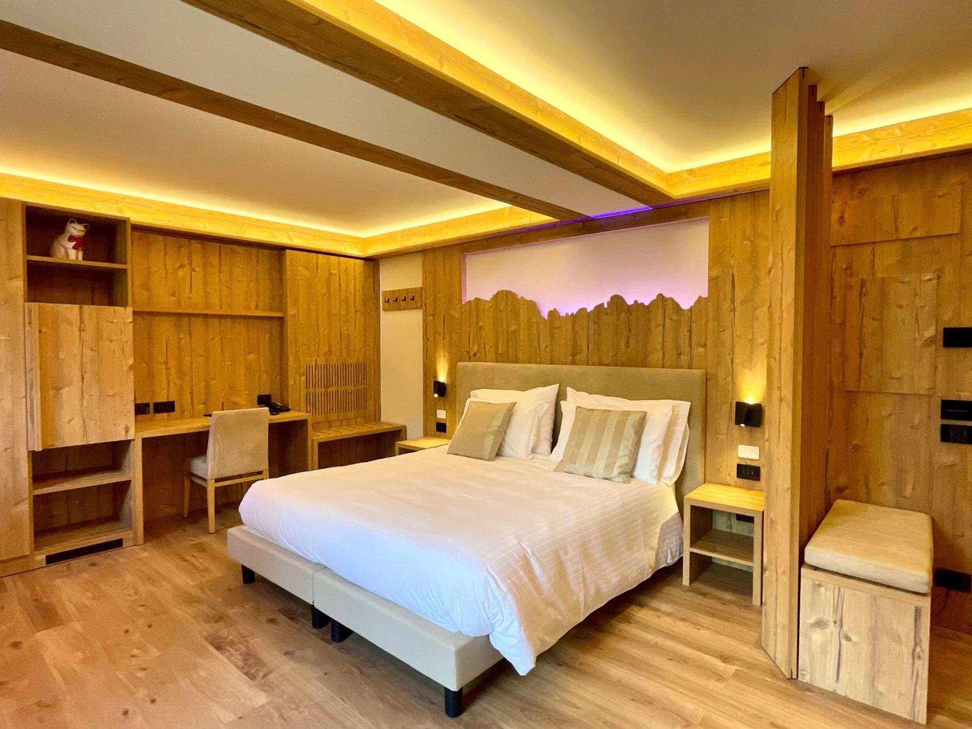 Hotel Cima Rosetta - BW Signature Collection ซานมาร์ตีโนดีกัสตรอสซา ภายนอก รูปภาพ